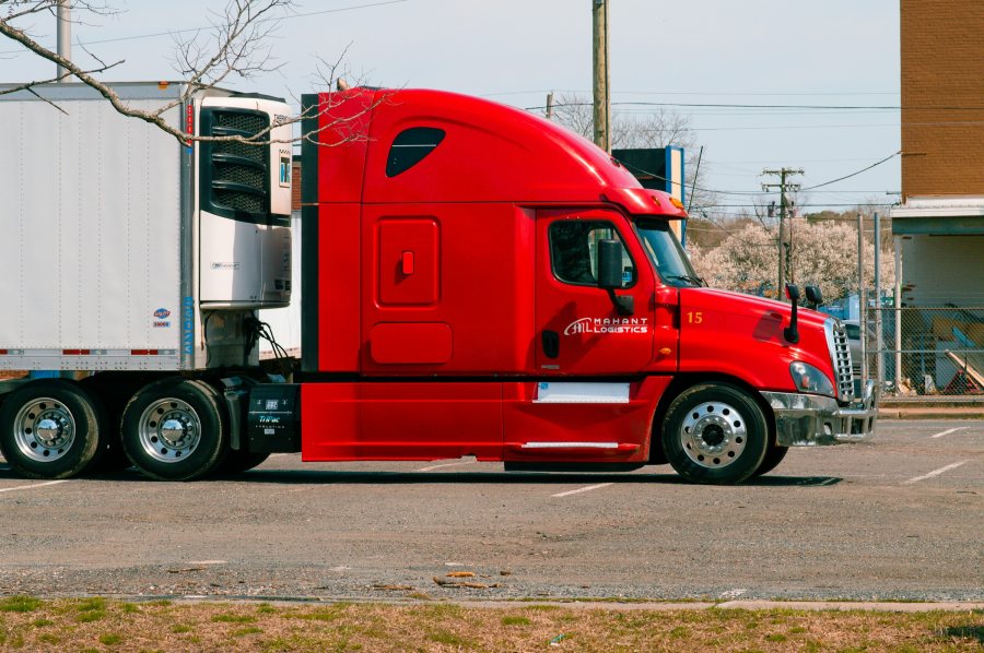 Red Mahant Logistics semi truck